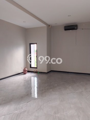 Hunian Eksklusif Siap Huni LT 198m2 di Rungkut, Surabaya Hunian Eksklusif Siap Huni LT 198m2 di Rungkut, Surabaya