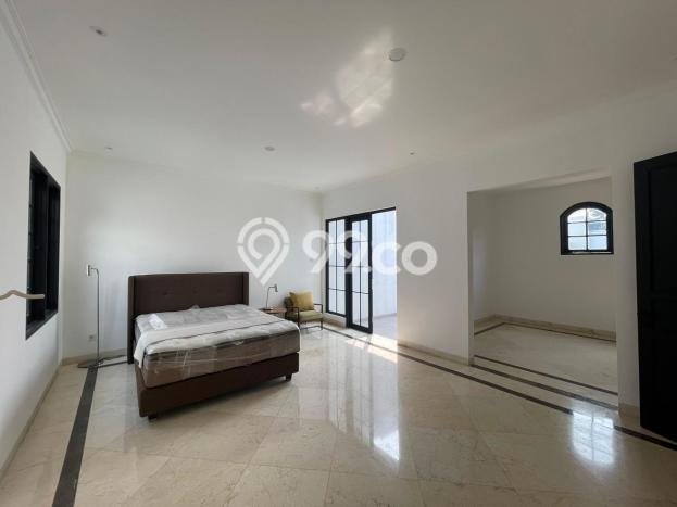 Rumah Luxury Modern Tanpa Renovasi di Lebak Bulus Jakarta Selatan Rumah Luxury Modern Tanpa Renovasi di Lebak Bulus Jakarta Selatan