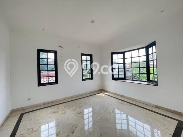 Rumah Luxury Modern Tanpa Renovasi di Lebak Bulus Jakarta Selatan Rumah Luxury Modern Tanpa Renovasi di Lebak Bulus Jakarta Selatan
