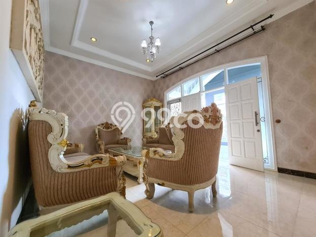 Rumah Elit Modern Siap Huni di Lebak Bulus Jakarta Selatan Rumah Elit Modern Siap Huni di Lebak Bulus Jakarta Selatan