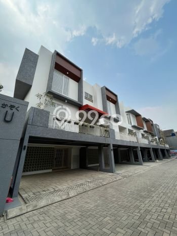 Rumah Strategis Modern Lb 140m2 di Cinere, Depok Rumah Strategis Modern Lb 140m2 di Cinere, Depok