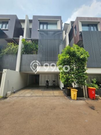 Dijual Rumah Premium dengan Fasilitas Sekitar Komplit di Cilandak, Jakarta Selatan Dijual Rumah Premium dengan Fasilitas Sekitar Komplit di Cilandak, Jakarta Selatan