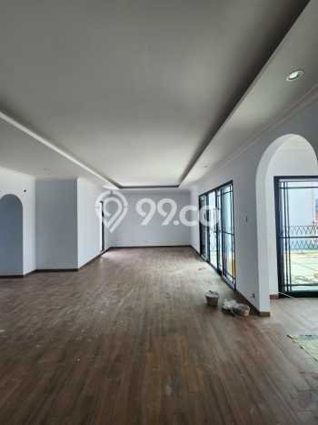 Rumah Elit Modern Tanpa Renovasi di Kemang Jakarta Selatan Rumah Elit Modern Tanpa Renovasi di Kemang Jakarta Selatan