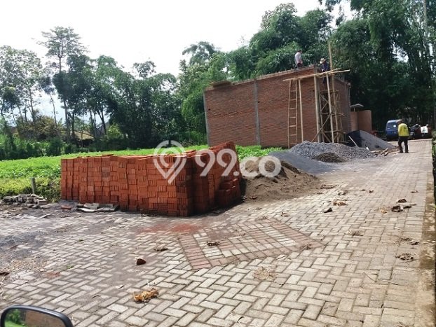 Dijual Tanah di Pakis Malang Luas 66m2 SHM Dijual Tanah di Pakis Malang Luas 66m2 SHM