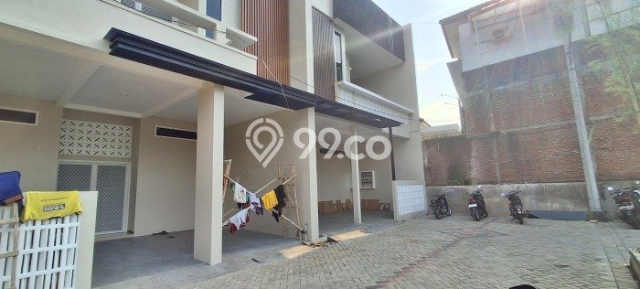 Rumah Kost Dijual Lokasi Blimbing, Malang, 9 Kamar Tidur, 9 Kamar Mandi, 192m2 Rumah Kost Dijual Lokasi Blimbing, Malang, 9 Kamar Tidur, 9 Kamar Mandi, 192m2