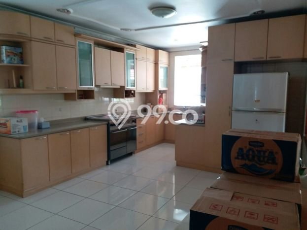 PROMO SPESIAL! Rumah Untuk Investasi area Andir, LT 1210m2m² LB 750m2m² PROMO SPESIAL! Rumah Untuk Investasi area Andir, LT 1210m2m² LB 750m2m²