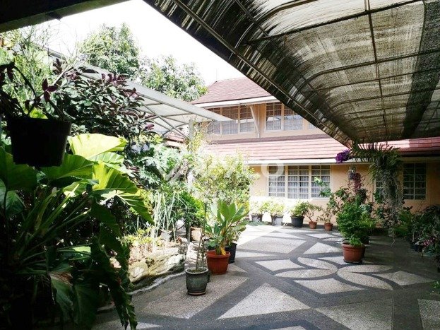 PROMO SPESIAL! Rumah Untuk Investasi area Andir, LT 1210m2m² LB 750m2m² PROMO SPESIAL! Rumah Untuk Investasi area Andir, LT 1210m2m² LB 750m2m²