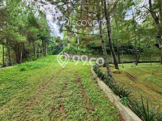 Hunian Mewah LB 450m2 Siap Huni Desain Elegan di Cipaku, Bandung Hunian Mewah LB 450m2 Siap Huni Desain Elegan di Cipaku, Bandung