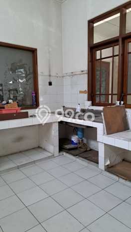 DIJUAL CEPAT! Rumah Ciateul, Bandung, Luas 354m² Bangunan 250m² DIJUAL CEPAT! Rumah Ciateul, Bandung, Luas 354m² Bangunan 250m²