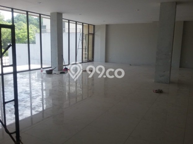 LOKASI TERBAIK! Ruko di Setiabudi, Luas 1900m², Akses Strategis LOKASI TERBAIK! Ruko di Setiabudi, Luas 1900m², Akses Strategis
