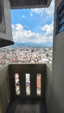 Apartemen Harga Terjangkau untuk Dijual di Cicadas Dengan Spesifikasi 2 KT & 1 KM Apartemen Harga Terjangkau untuk Dijual di Cicadas Dengan Spesifikasi 2 KT & 1 KM