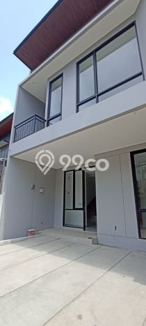 Ready to Use! Luxury House LT 138m2 Desain Modern di Pasteur Ready to Use! Luxury House LT 138m2 Desain Modern di Pasteur