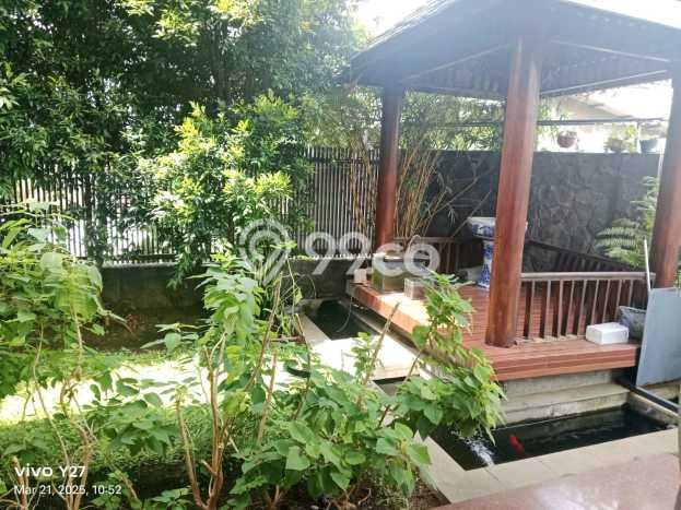 Rumah Eksklusif Siap Huni LT 200m2 di Regol, Bandung Rumah Eksklusif Siap Huni LT 200m2 di Regol, Bandung