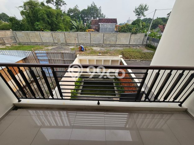 Dijual Cepat Rumah Favorit Siap Huni LB 125m2 di Depok, Sleman Dijual Cepat Rumah Favorit Siap Huni LB 125m2 di Depok, Sleman