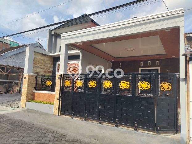 Rumah Modern Minimalis 4 KT Bisa Langsung Pindah di Ngemplak Rumah Modern Minimalis 4 KT Bisa Langsung Pindah di Ngemplak