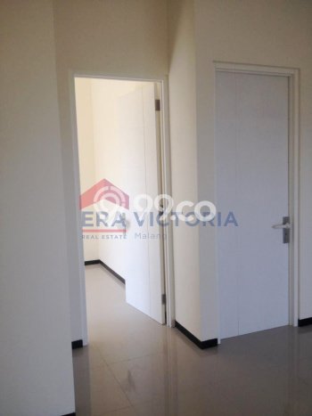 For Sale Rumah 4 Kamar Lokasi Strategis Bagus dan Strategis di Lowokwaru For Sale Rumah 4 Kamar Lokasi Strategis Bagus dan Strategis di Lowokwaru
