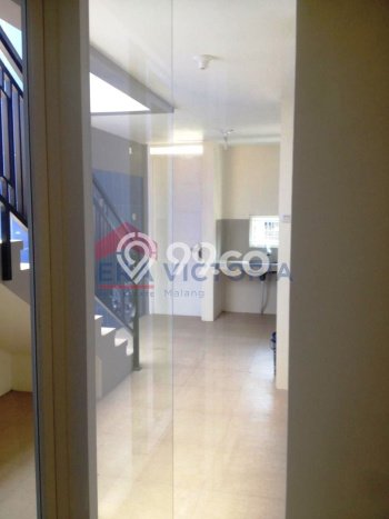 For Sale Rumah 4 Kamar Lokasi Strategis Bagus dan Strategis di Lowokwaru For Sale Rumah 4 Kamar Lokasi Strategis Bagus dan Strategis di Lowokwaru