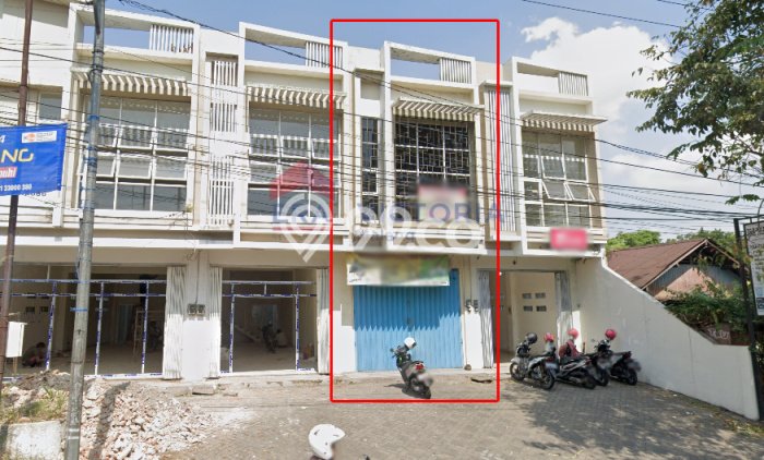 FOR SALE! Ruko di Kepanjen Malang, LT 81m2, LB 132m2 FOR SALE! Ruko di Kepanjen Malang, LT 81m2, LB 132m2