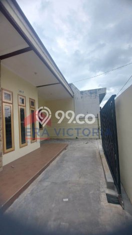 Rumah Modern 3 Kamar LT 180m2 di Sawojajar Rumah Modern 3 Kamar LT 180m2 di Sawojajar