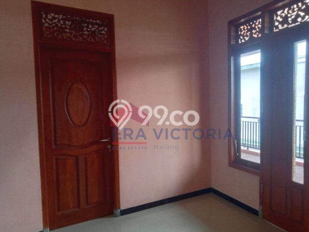 For Sale Rumah 6 Kamar Lokasi Ideal Bagus dan Strategis di Singosari For Sale Rumah 6 Kamar Lokasi Ideal Bagus dan Strategis di Singosari