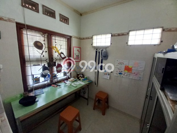 For Sale Rumah 7 Kamar Lokasi Strategis Nyaman dan Strategis di Klojen For Sale Rumah 7 Kamar Lokasi Strategis Nyaman dan Strategis di Klojen