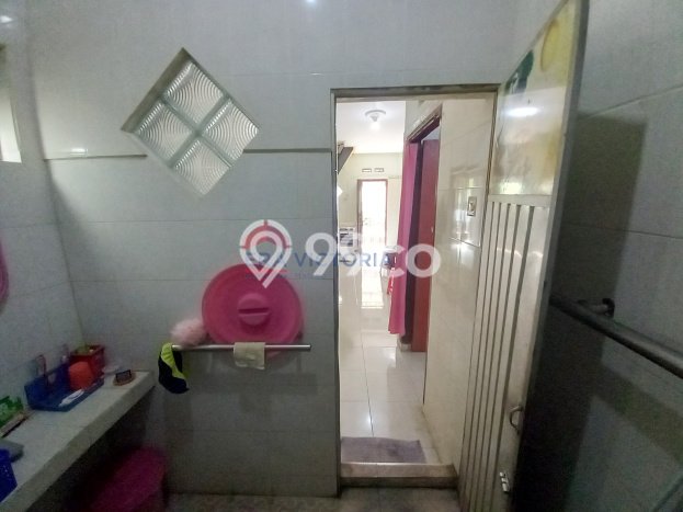 For Sale Rumah 7 Kamar Lokasi Strategis Nyaman dan Strategis di Klojen For Sale Rumah 7 Kamar Lokasi Strategis Nyaman dan Strategis di Klojen