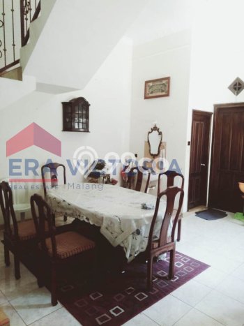 Hunian Mewah Dijual LT 296m2 di Klojen, Malang Hunian Mewah Dijual LT 296m2 di Klojen, Malang