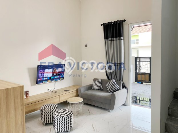 Jual Rumah Bagus Siap Huni LB 88m2 di Lowokwaru, Malang Jual Rumah Bagus Siap Huni LB 88m2 di Lowokwaru, Malang