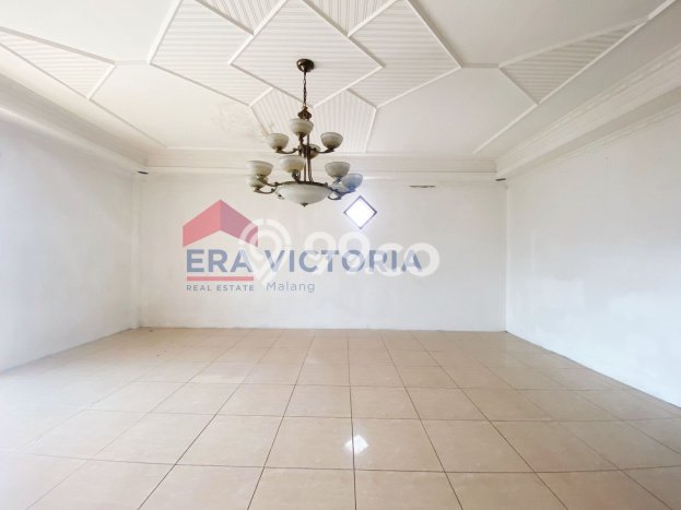 Ruko Bagus LT 782m2 LB 280m2 Dijual di Lowokwaru Malang Ruko Bagus LT 782m2 LB 280m2 Dijual di Lowokwaru Malang