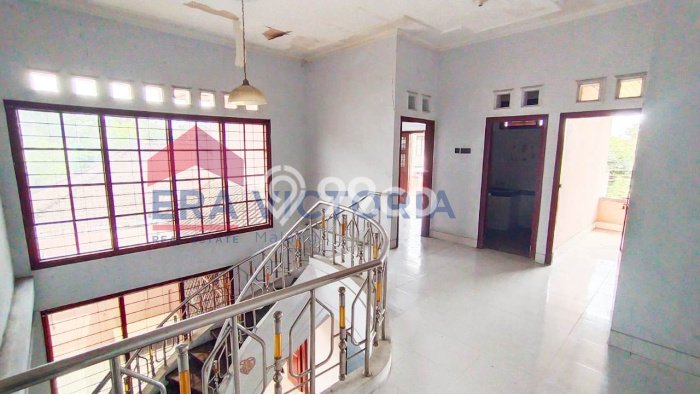 Rumah Mewah Dijual LT 400m2 di Denpasar Utara, Denpasar Rumah Mewah Dijual LT 400m2 di Denpasar Utara, Denpasar