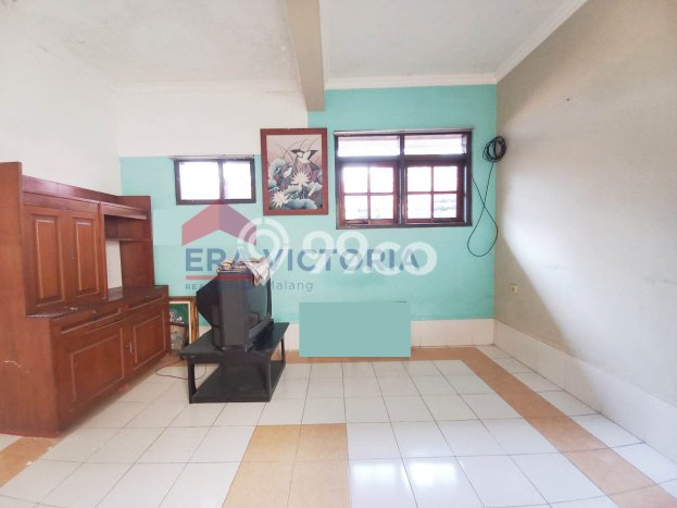 Lokasi strategis! Rumah siap huni dikontrakkan di Klojen LB 300m2 Lokasi strategis! Rumah siap huni dikontrakkan di Klojen LB 300m2