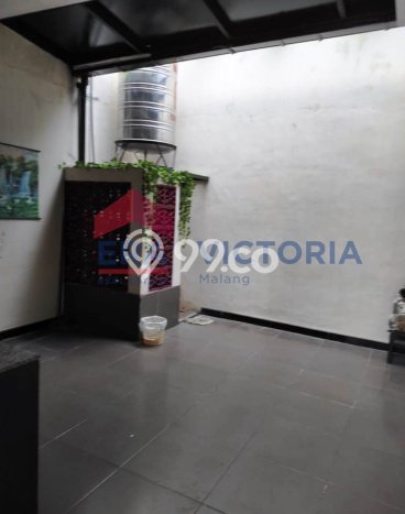 Rumah Luas Asri 2 KT Siap Pakai di Malang Kota Malang Rumah Luas Asri 2 KT Siap Pakai di Malang Kota Malang