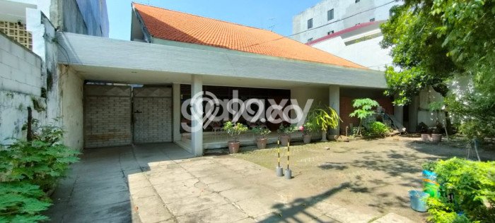 Rumah Luxury Modern Tanpa Renovasi di Surabaya Kota Surabaya Rumah Luxury Modern Tanpa Renovasi di Surabaya Kota Surabaya