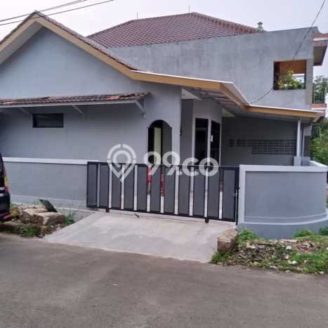 Lokasi terbaik! Rumah siap pakai disewakan di Pamulang LB 130m2 Lokasi terbaik! Rumah siap pakai disewakan di Pamulang LB 130m2