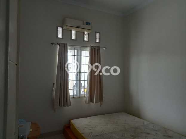 Rumah Modern Cantik 4 KT Bisa Langsung Pindah di Pamulang Rumah Modern Cantik 4 KT Bisa Langsung Pindah di Pamulang