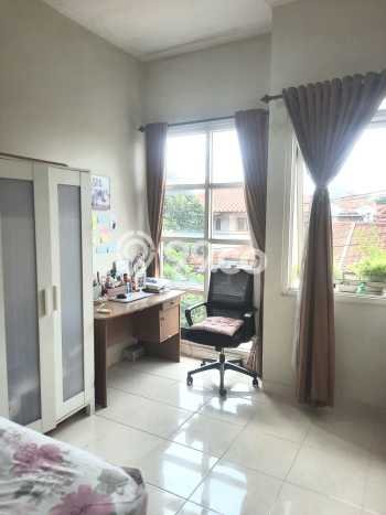 Rumah Modern 4 Kamar LT 90m2 di Lippo Karawaci Rumah Modern 4 Kamar LT 90m2 di Lippo Karawaci