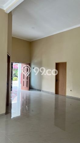 Rumah Eksklusif Siap Huni LT 271m2 di Tangerang, Tangerang Rumah Eksklusif Siap Huni LT 271m2 di Tangerang, Tangerang