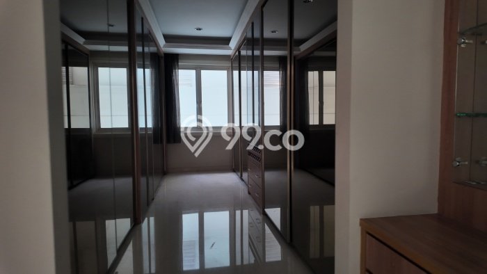 Hunian Modern dengan LT 1200m2 & LB 2000m2 Disewakan di Pantai Mutiara Hunian Modern dengan LT 1200m2 & LB 2000m2 Disewakan di Pantai Mutiara