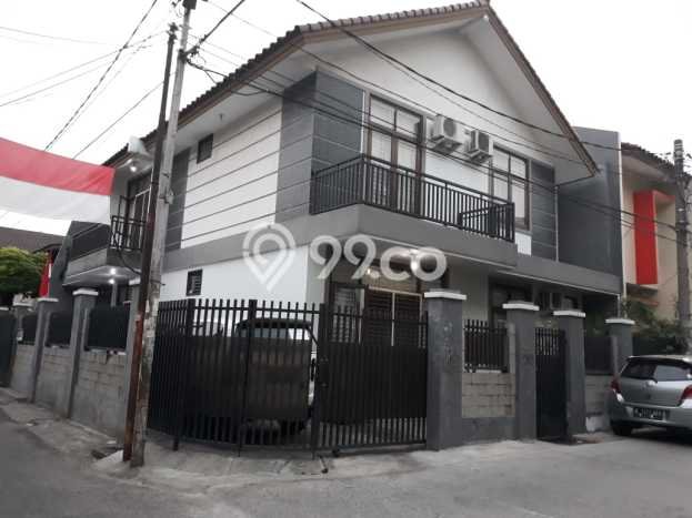 Jual Rumah Luas Megah Dengan View Eksklusif di Duri Kepa, Jakarta Barat Jual Rumah Luas Megah Dengan View Eksklusif di Duri Kepa, Jakarta Barat