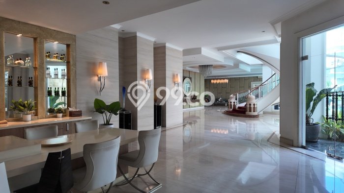 Hunian Modern dengan LT 1200m2 & LB 2000m2 Disewakan di Pantai Mutiara Hunian Modern dengan LT 1200m2 & LB 2000m2 Disewakan di Pantai Mutiara