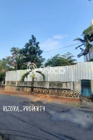 Lahan Dijual Lokasi Strategis di Jakarta Selatan dengan Luas 284m2 Lahan Dijual Lokasi Strategis di Jakarta Selatan dengan Luas 284m2