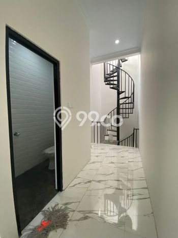 Rumah Elit Modern Siap Huni di Sentul City Bogor Rumah Elit Modern Siap Huni di Sentul City Bogor