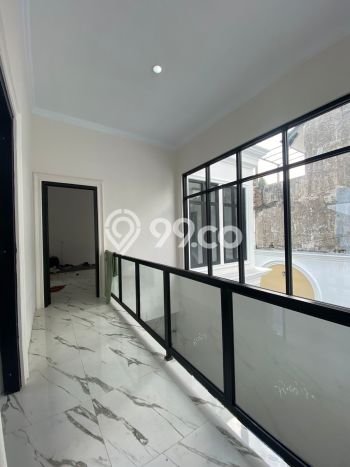 Rumah Elit Modern Siap Huni di Sentul City Bogor Rumah Elit Modern Siap Huni di Sentul City Bogor