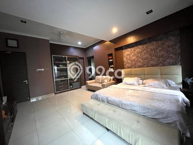 For Sale! Premium House LT 296m2 Desain Modern di Sentul City For Sale! Premium House LT 296m2 Desain Modern di Sentul City