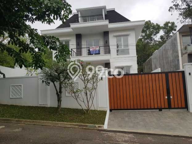 Rumah Luxury Modern Siap Huni di Sentul City Bogor Rumah Luxury Modern Siap Huni di Sentul City Bogor