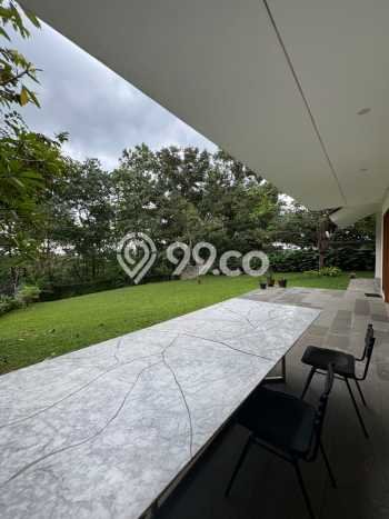 Ready to Use! Luxury House LT 1400m2 Desain Modern di Sentul City Ready to Use! Luxury House LT 1400m2 Desain Modern di Sentul City