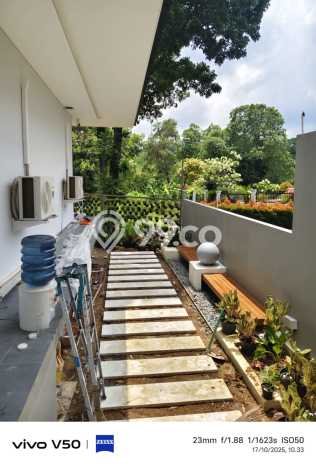 For Sale! Luxury House LT 426m2 Desain Modern di Sentul City For Sale! Luxury House LT 426m2 Desain Modern di Sentul City