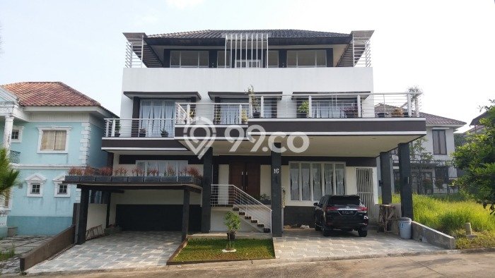 For Sale! Premium House LT 261m2 Desain Elegan di Sentul City For Sale! Premium House LT 261m2 Desain Elegan di Sentul City