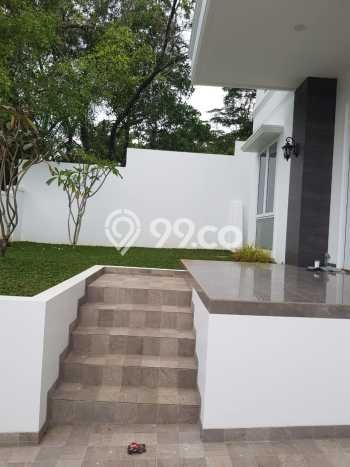 Rumah Luxury Modern Siap Huni di Sentul City Bogor Rumah Luxury Modern Siap Huni di Sentul City Bogor