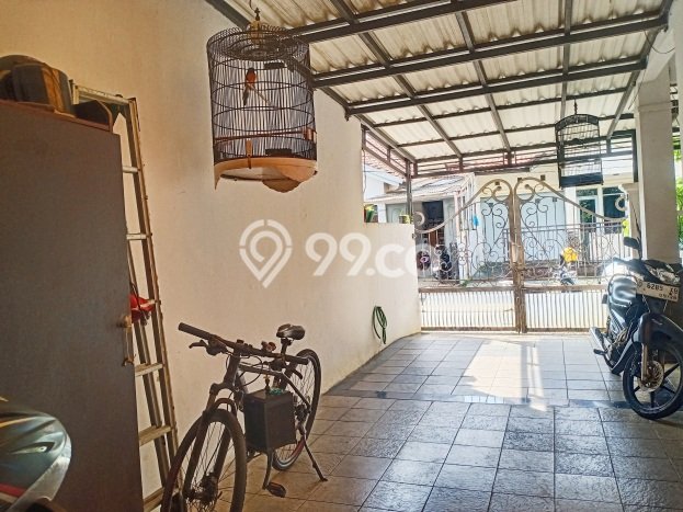 Rumah Minimalis 3 Kamar LT 180m2 di Taman Kopo Indah Rumah Minimalis 3 Kamar LT 180m2 di Taman Kopo Indah